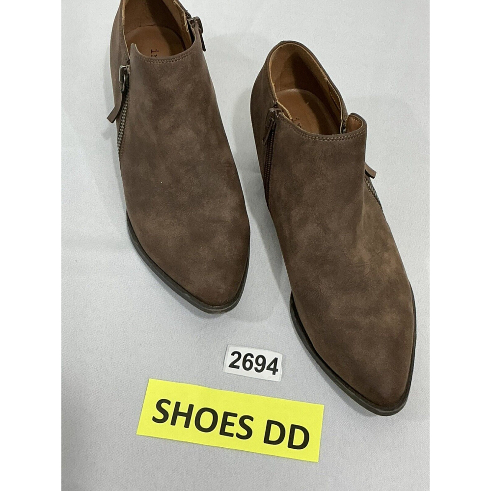 Womans Indigo Rd 8 M Brown Pointed Toe Zip Up Bootie